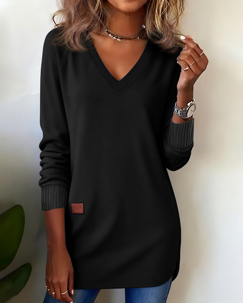 Lydia | Fashionable Sweatshirt with V-Neck