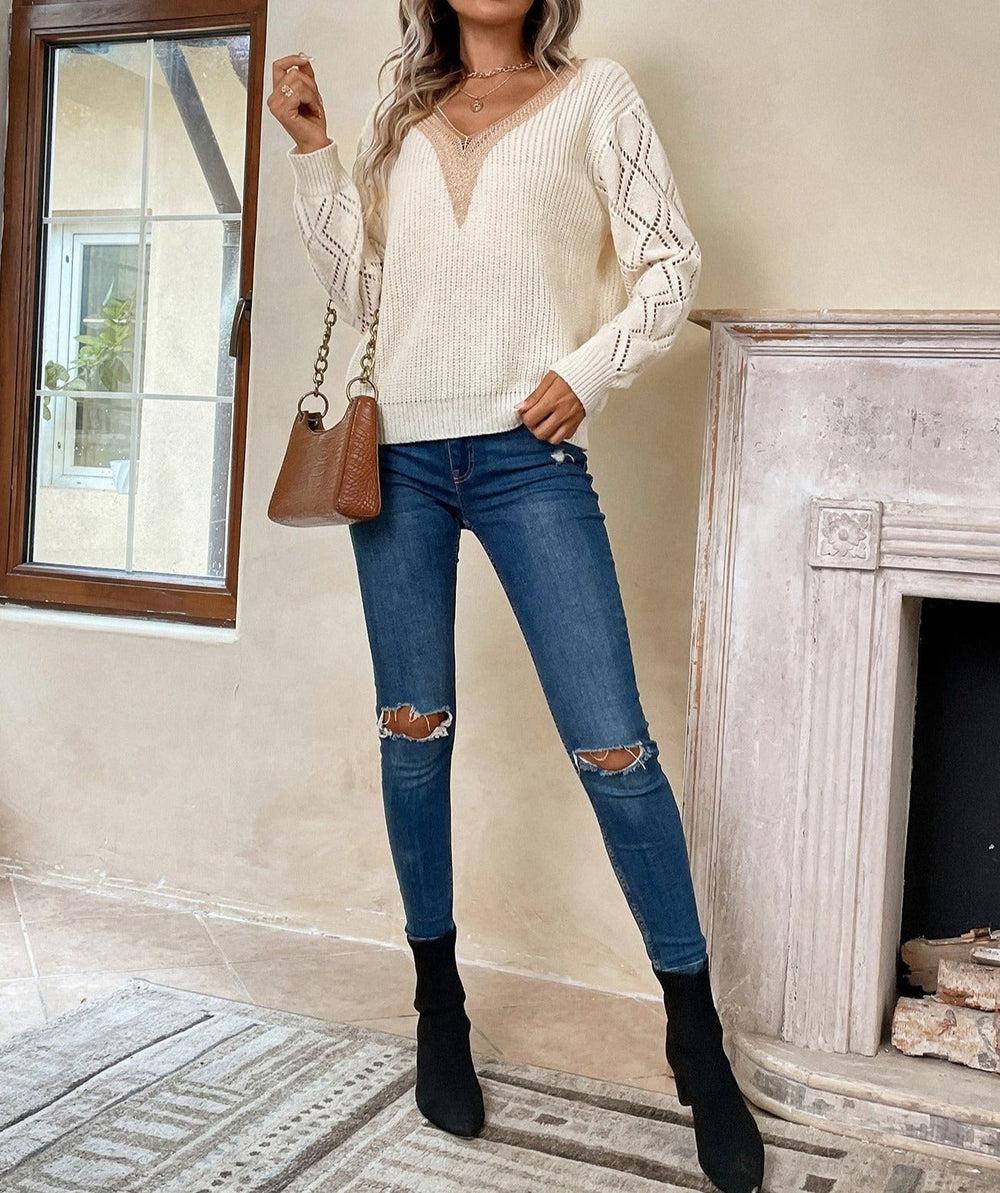 Marjoram | Knitted color block sweater with V-neck