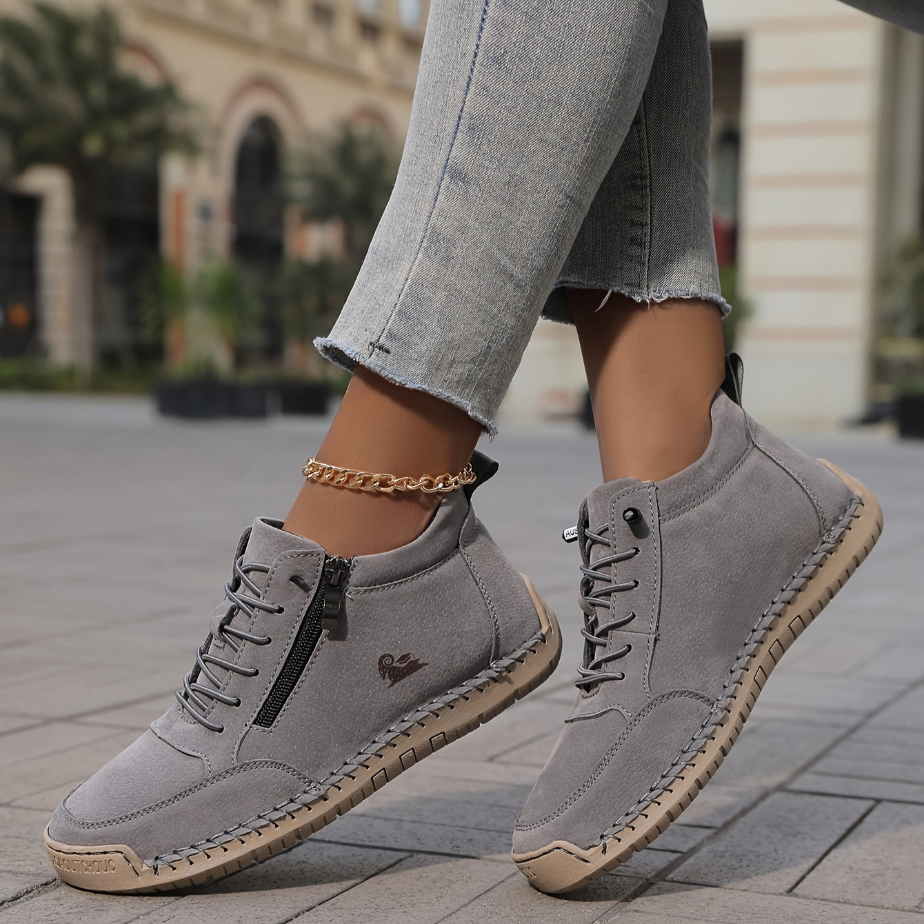 Émy™ | Therapeutic Comfort Sneakers