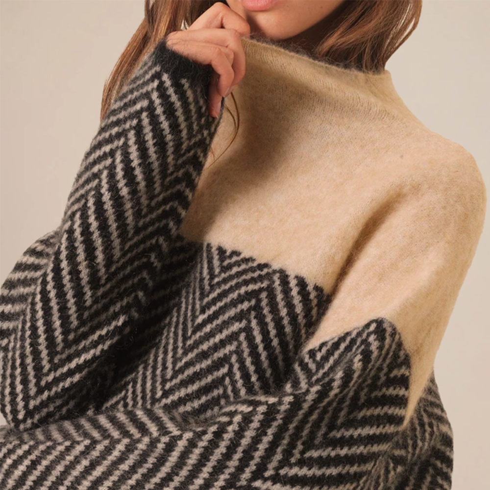 Gia - Elegant Pullover