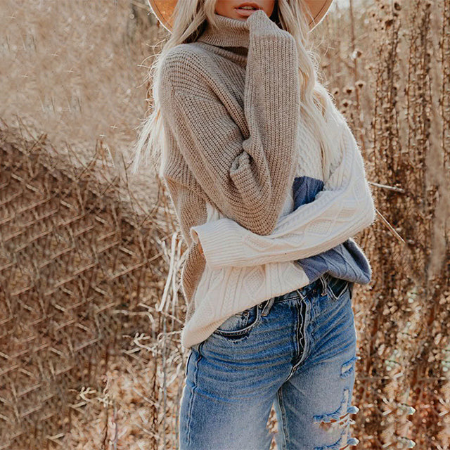 Soline™ | Turtleneck sweater with a contrasting color