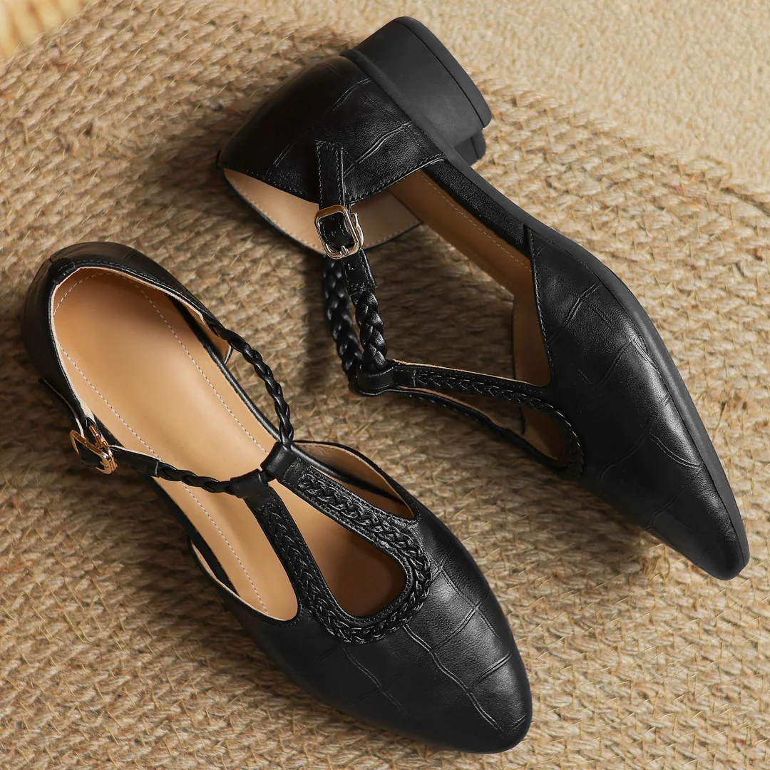 Mireille - Vintage Charm Sandals