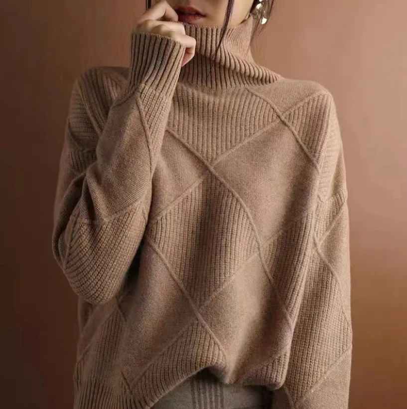 Lydia™ | Textured Turtleneck Knit Sweater