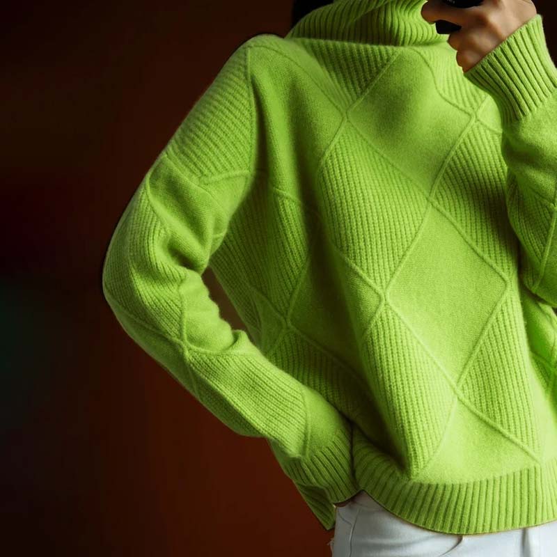 Lydia™ | Textured Turtleneck Knit Sweater