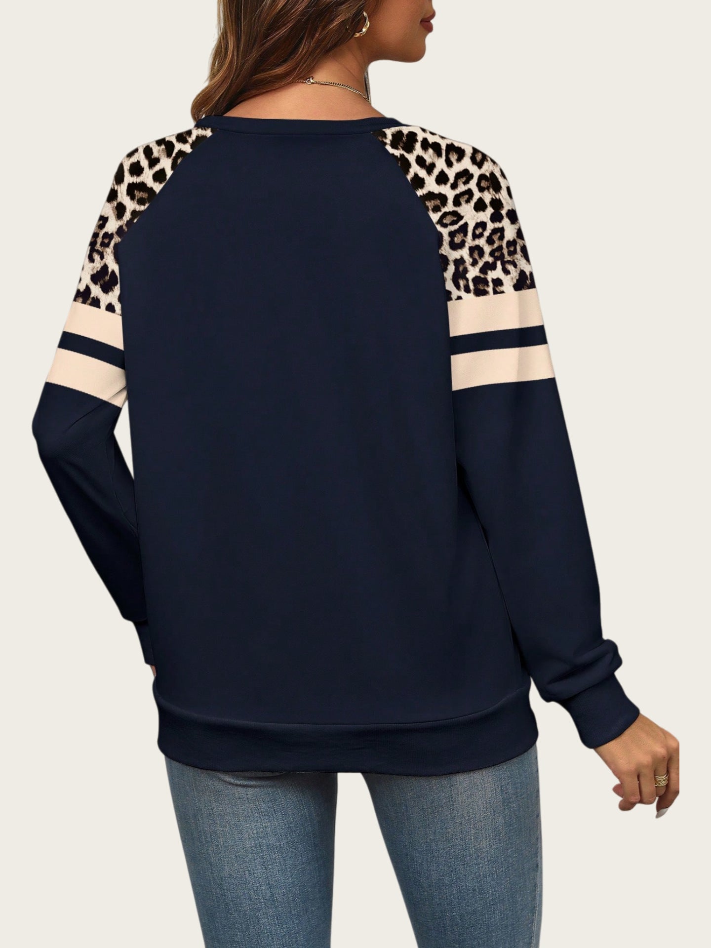 Lydia™ | Chic Leopard Patch Sweatshirt
