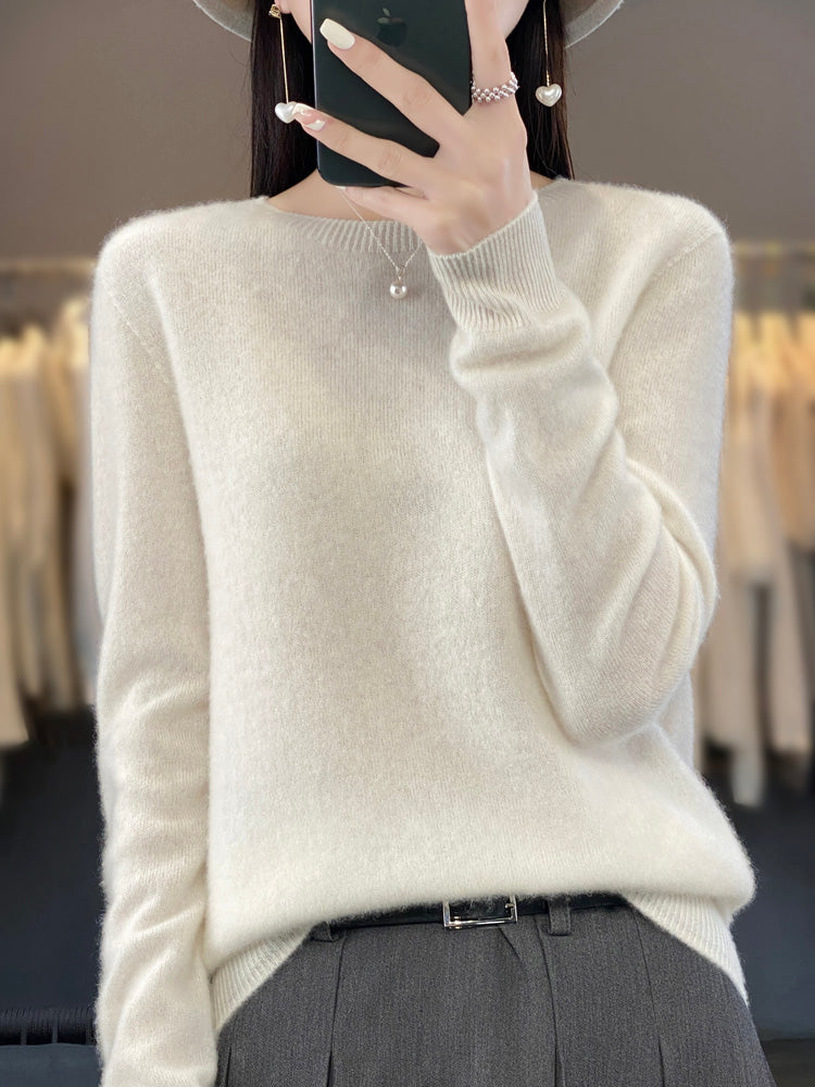 Anette - Trendy and Comfortable Sweater