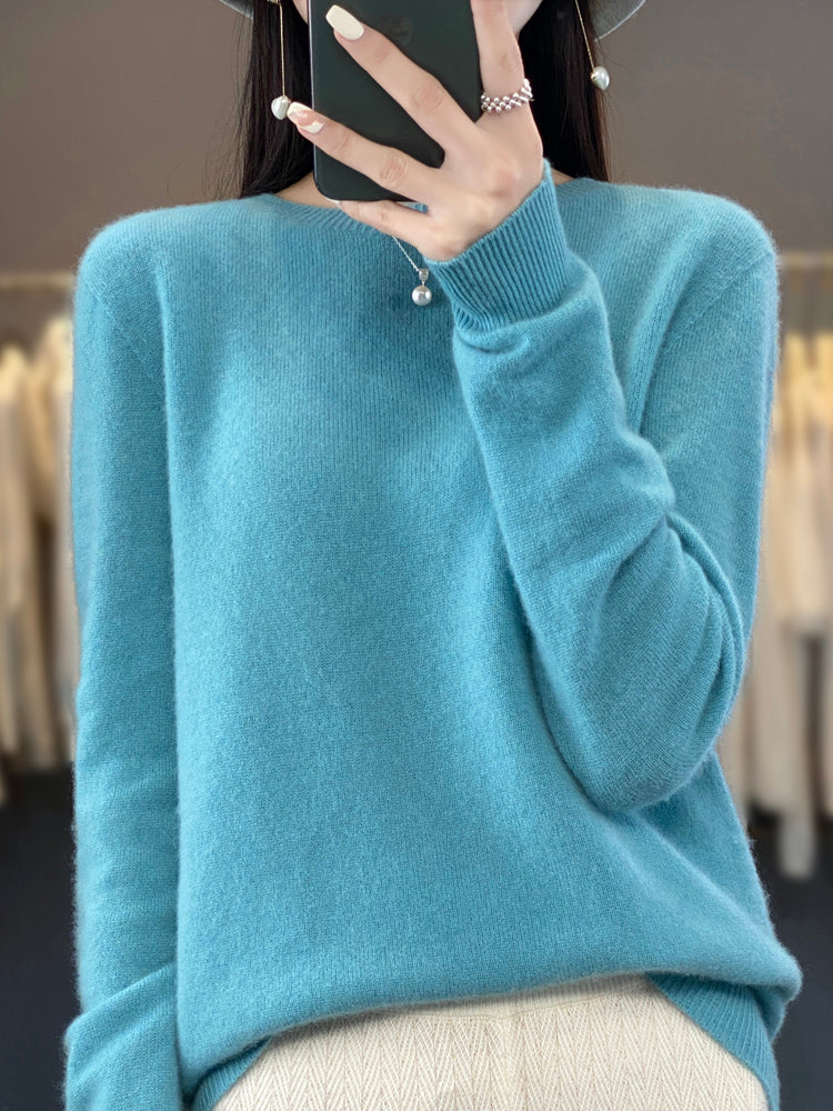 Anette - Trendy and Comfortable Sweater
