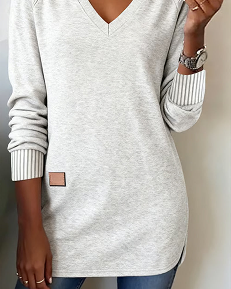 Lydia | Fashionable Sweatshirt with V-Neck